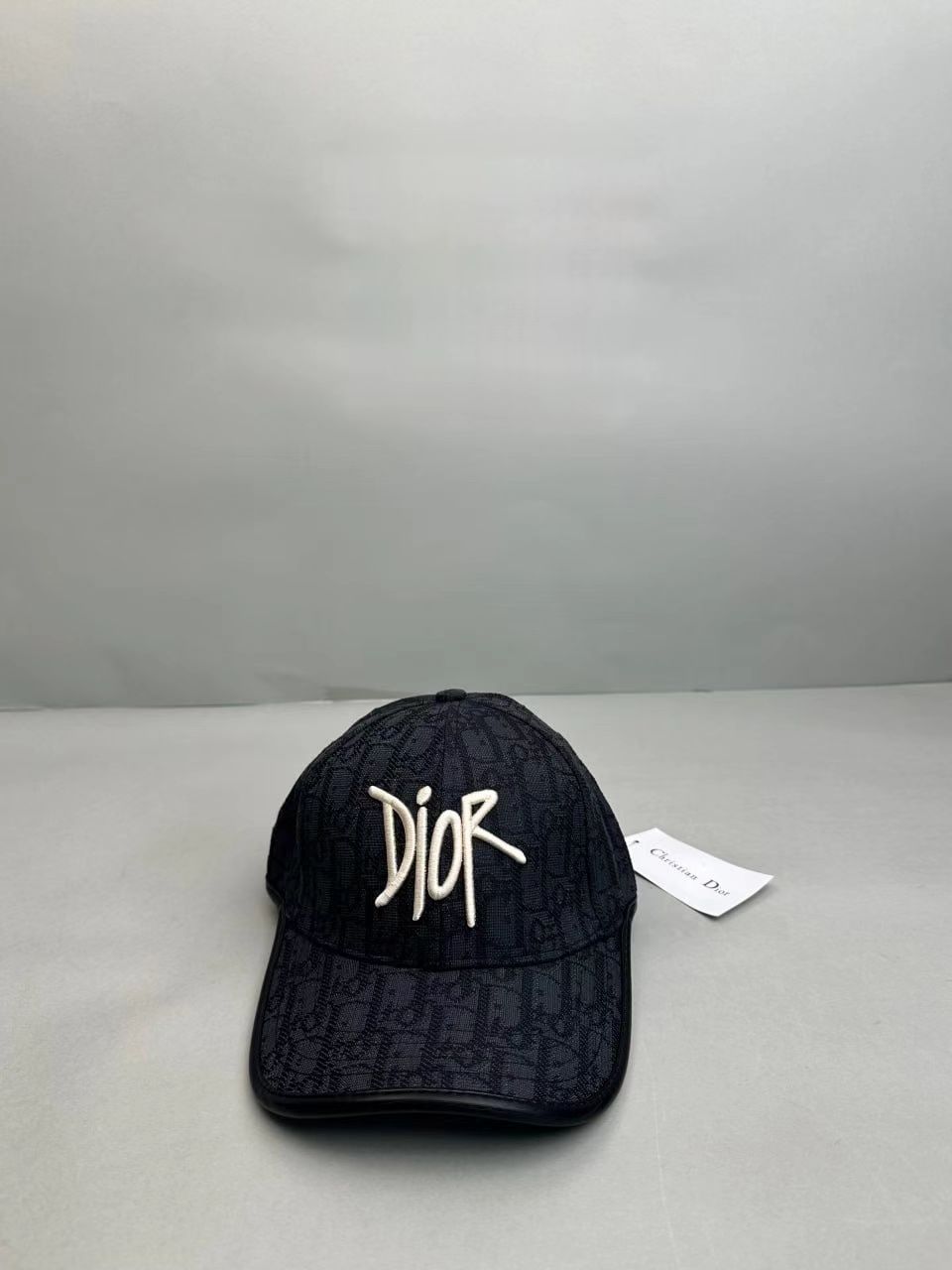 Dior hat1 -2