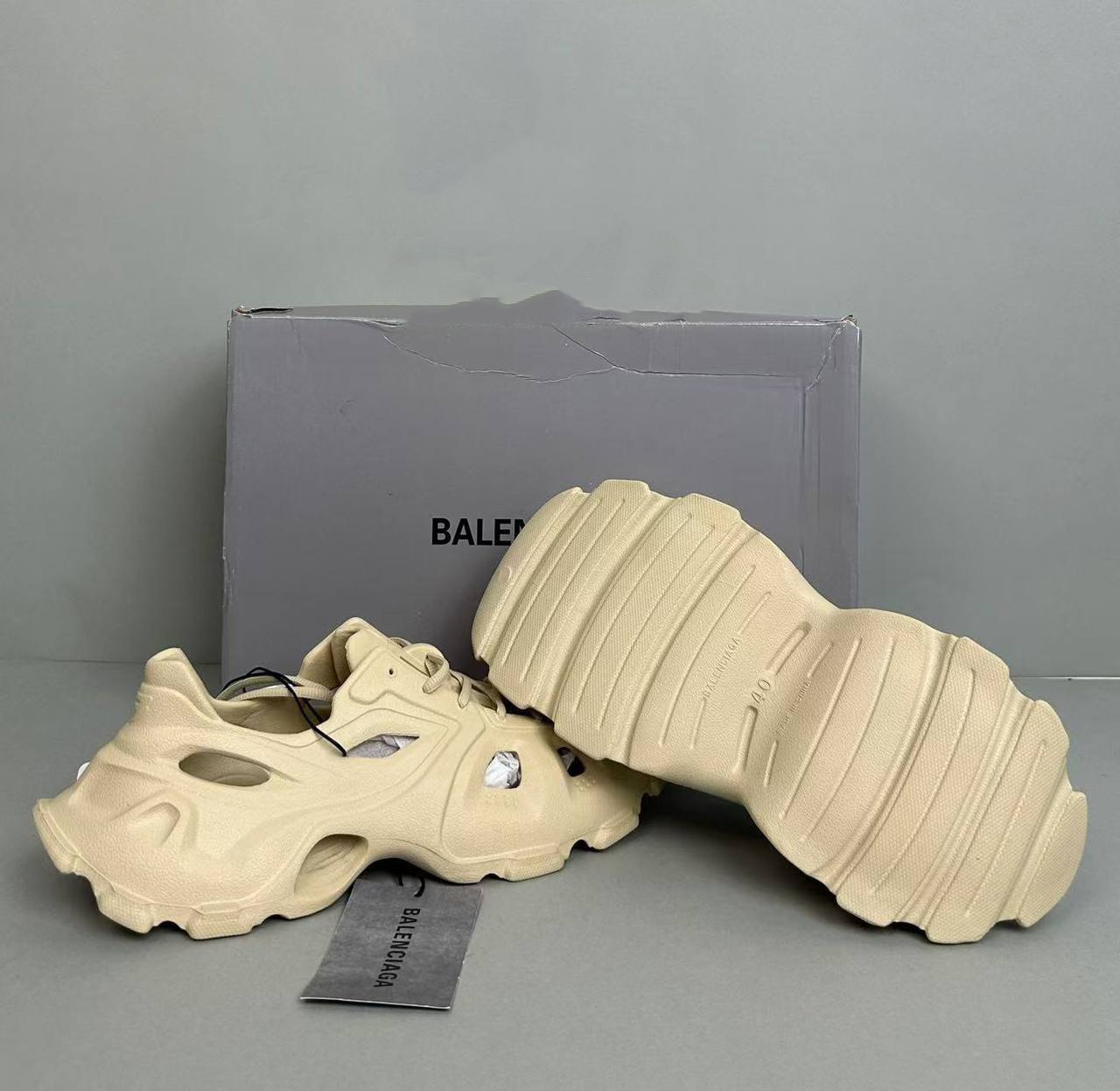 Balenciaga HD -3