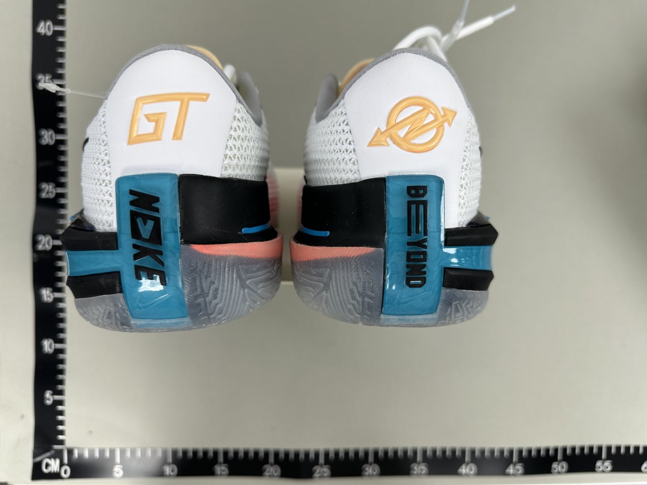  nike GT cut -2