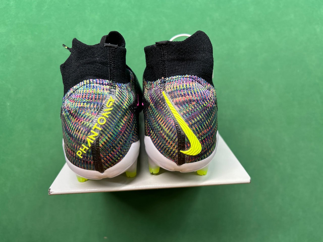Nike football cleats -2