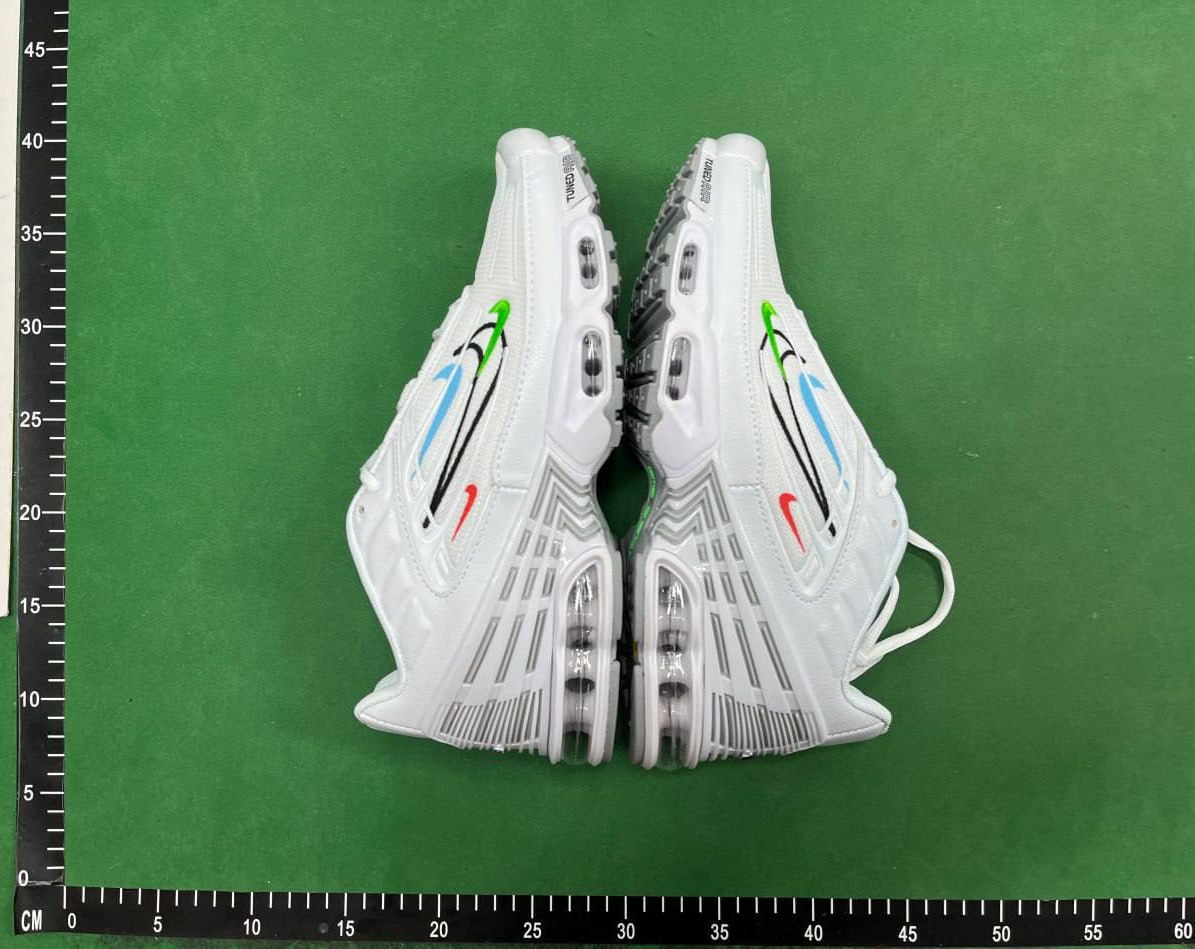  NIKE Air Max Plus 3  -2