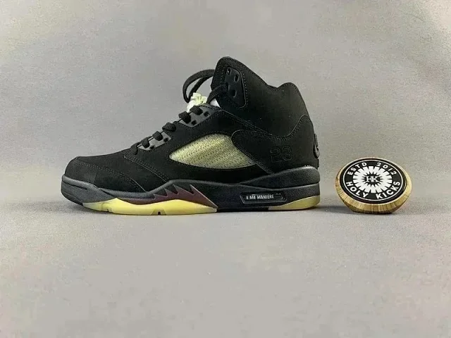 :Jordan 5 Retro