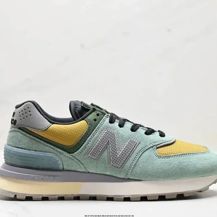 NB 574 Stone Island