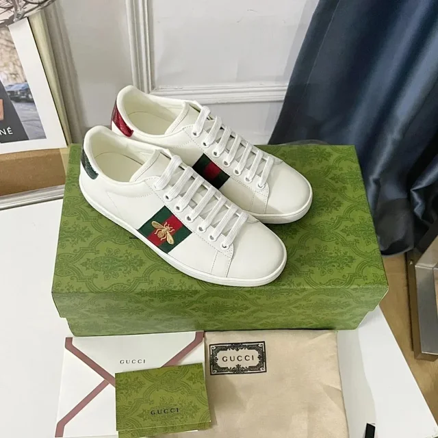 GUCCI ACE Round Toe Lace-Up Low-Top Sneakers -2