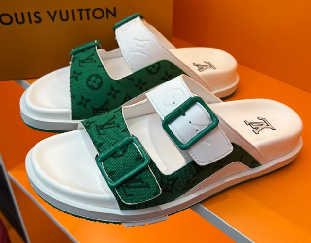  LOUIS VUITTON slippers -5