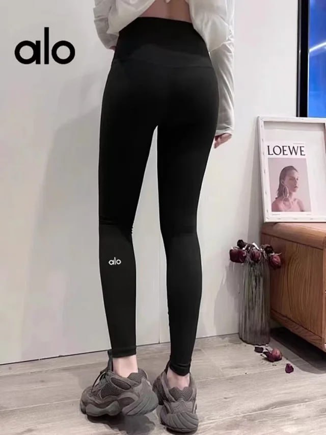 ALO yoga pants -3