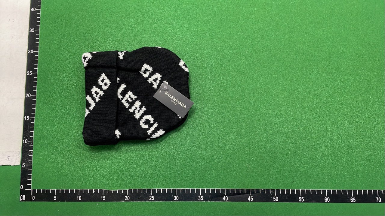  Balenciaga Beanie -2
