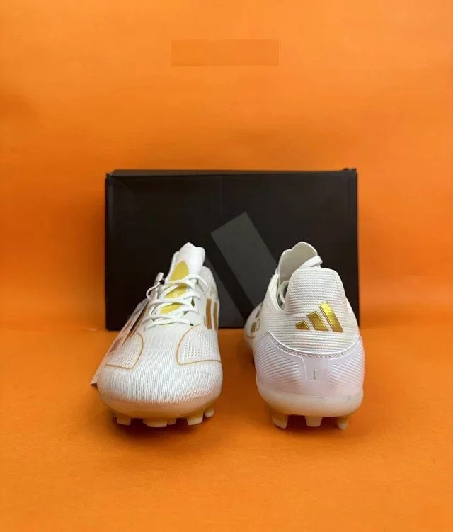  Adidas1 -3