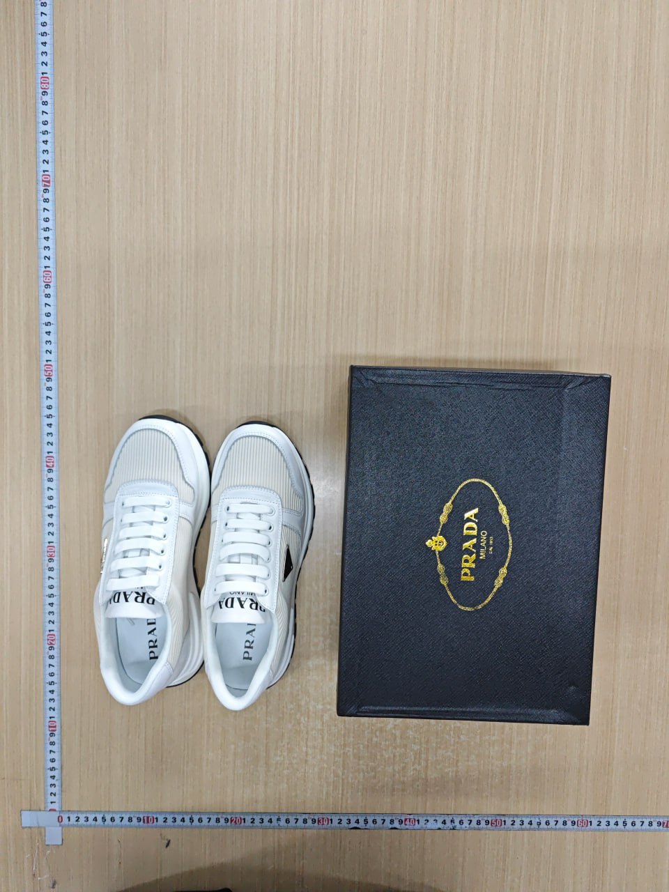   Prada1 -2