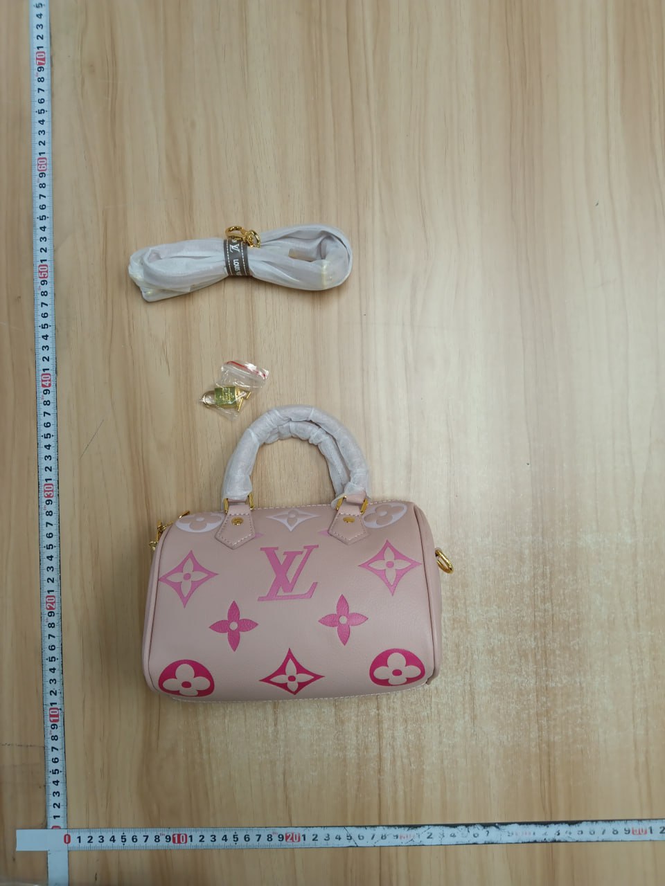  LV Bag2 -2
