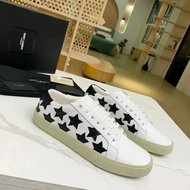 Saint Laurent -3