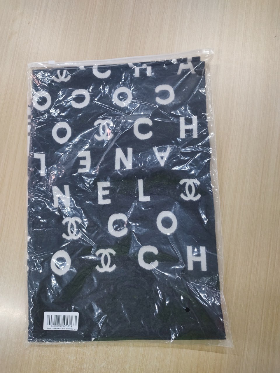 CHANEL scarf -4