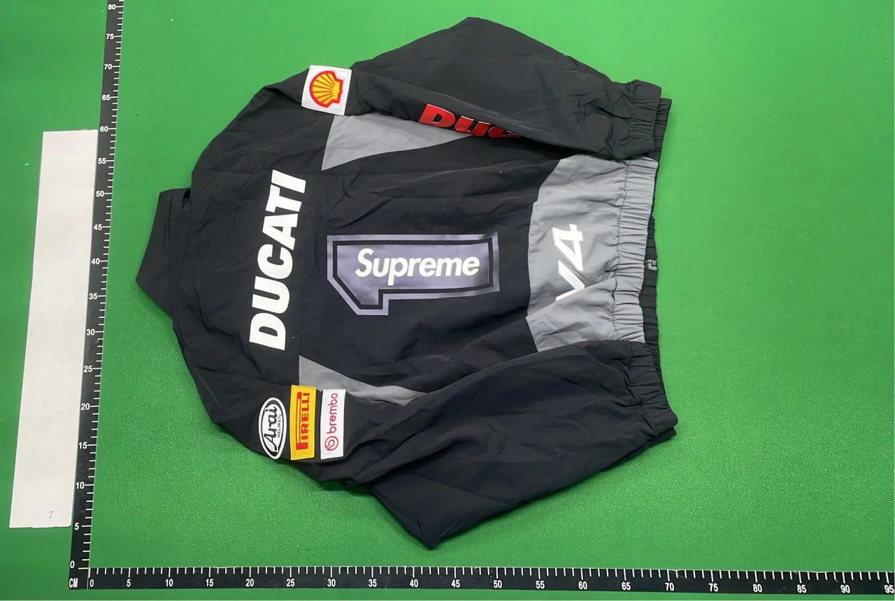 Supreme x Ducati  -3