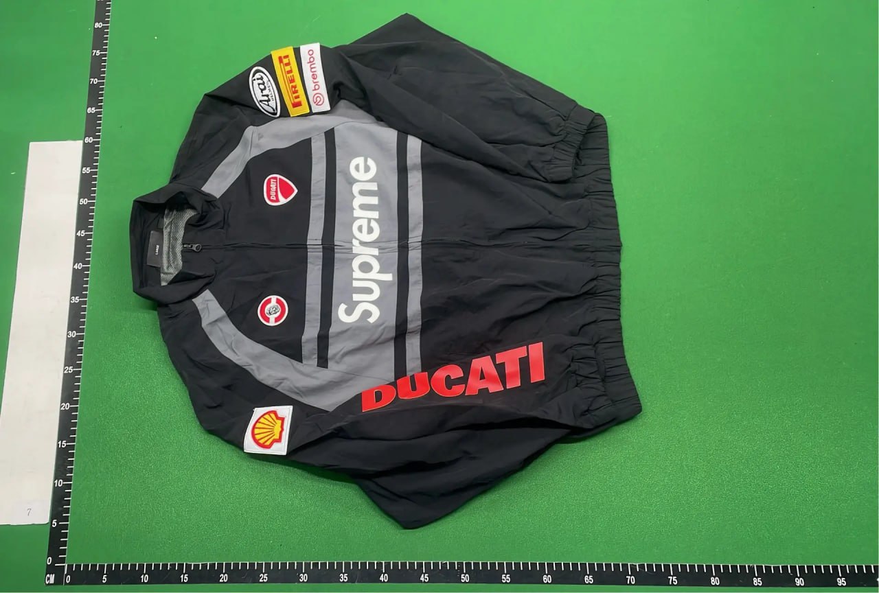 Supreme x Ducati  -4