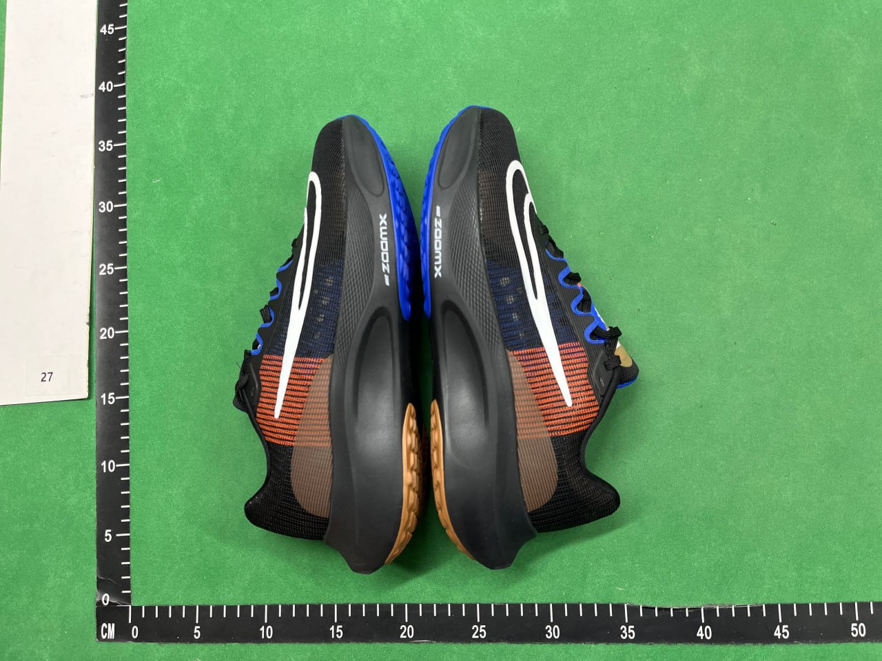  -ZOOM FLY5  -3