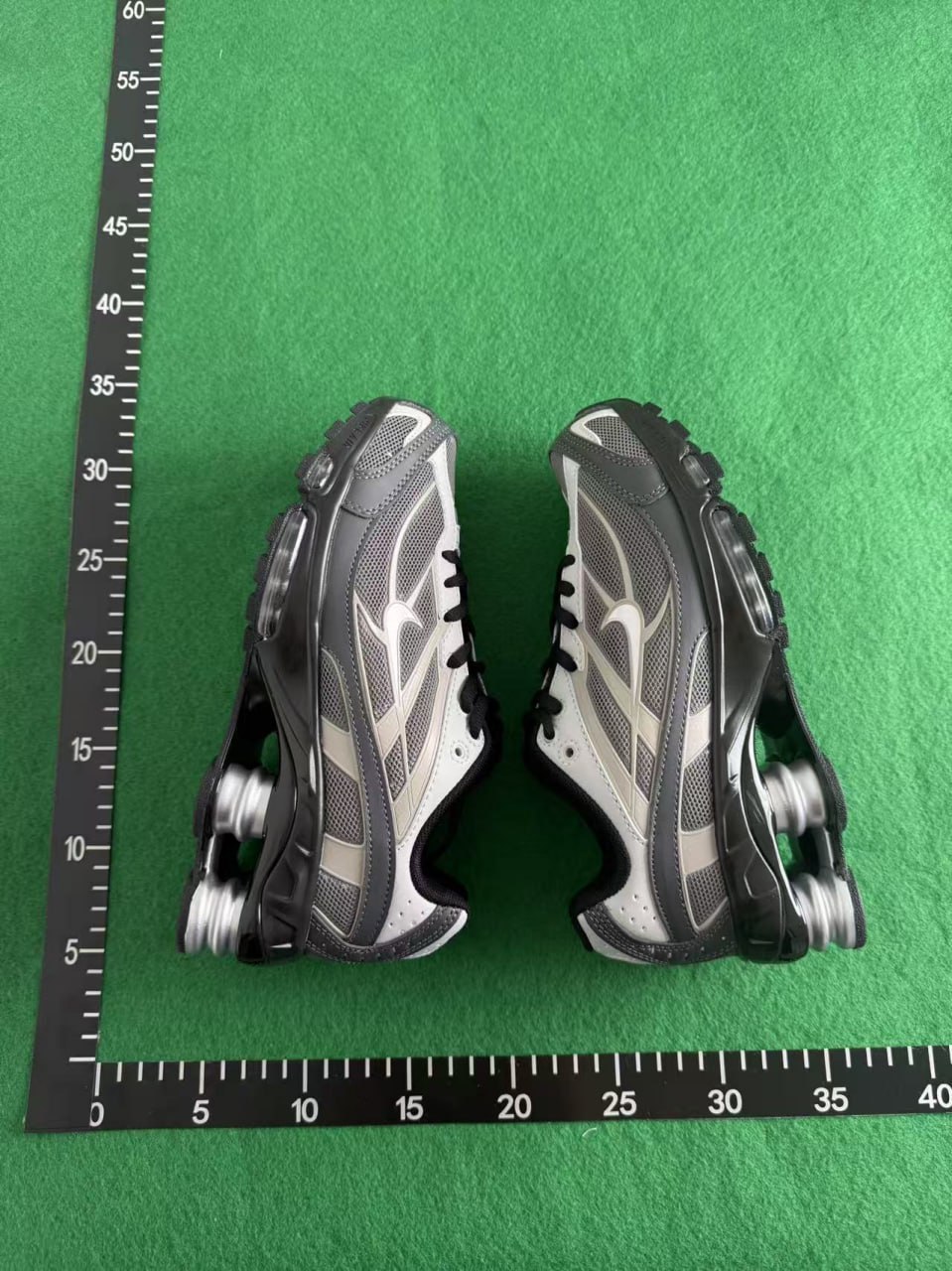 NIKE SHOX TL -5