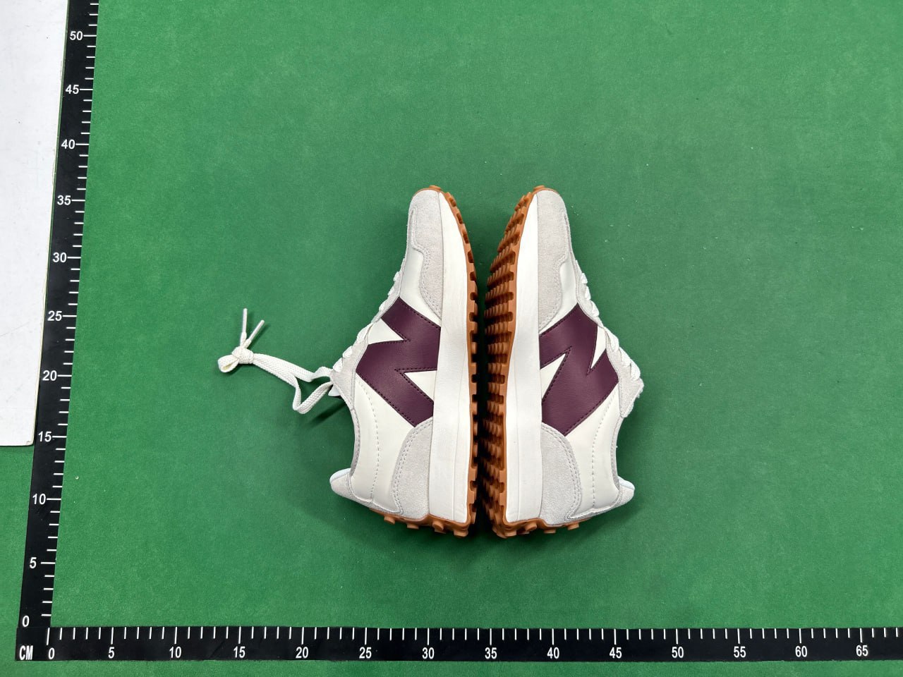 New Balance NB 327 shoes                                 -5