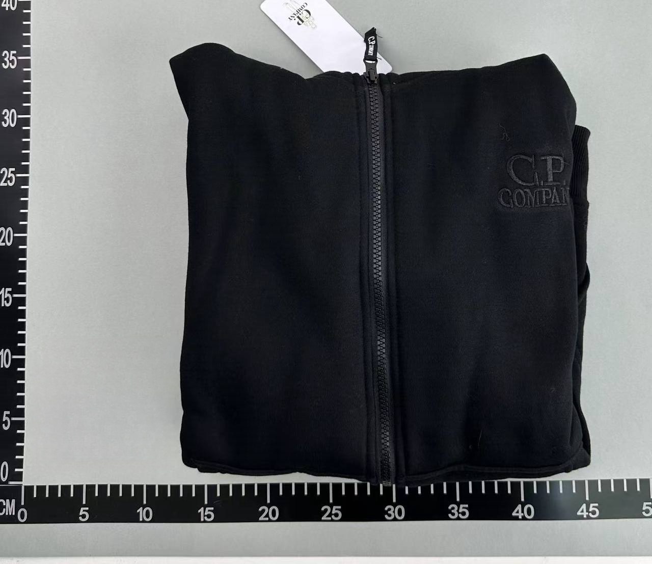   CPCompanyHoodie  -3