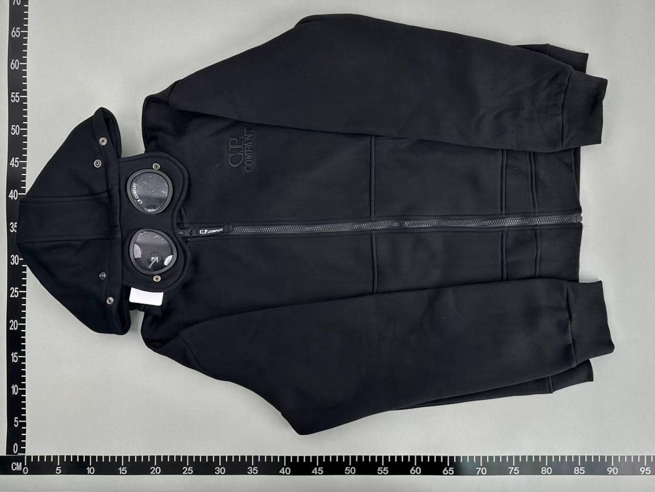   CPCompanyHoodie  -4