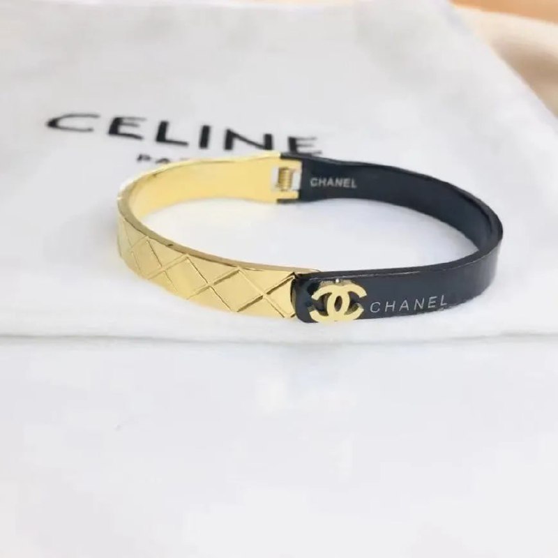 Chanel Quilted Bangle Bracelet [2 styles]） -3