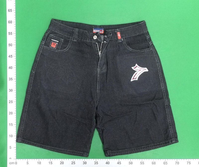 vaqueros cortos jnco -3