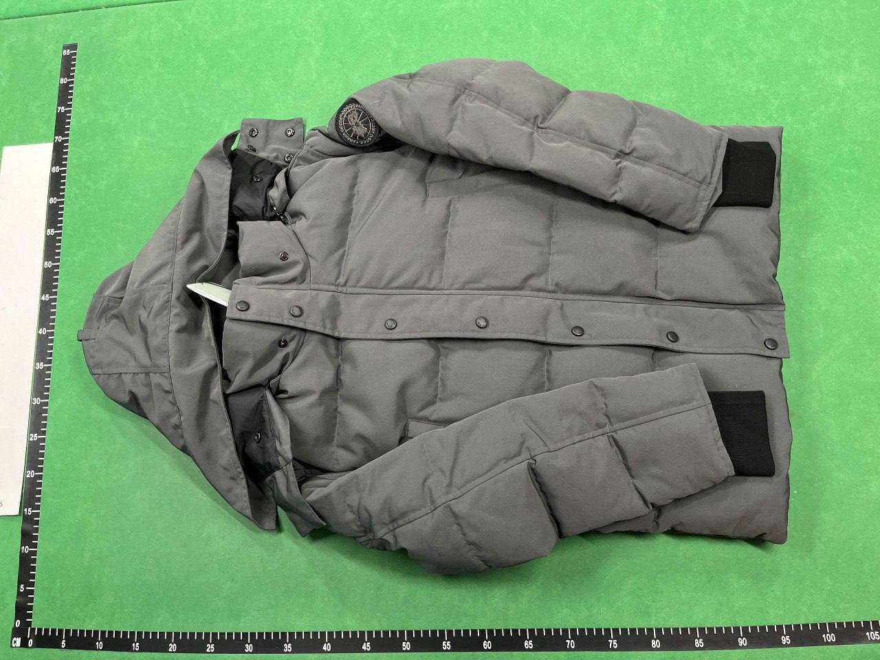 Canada goose jacket -4