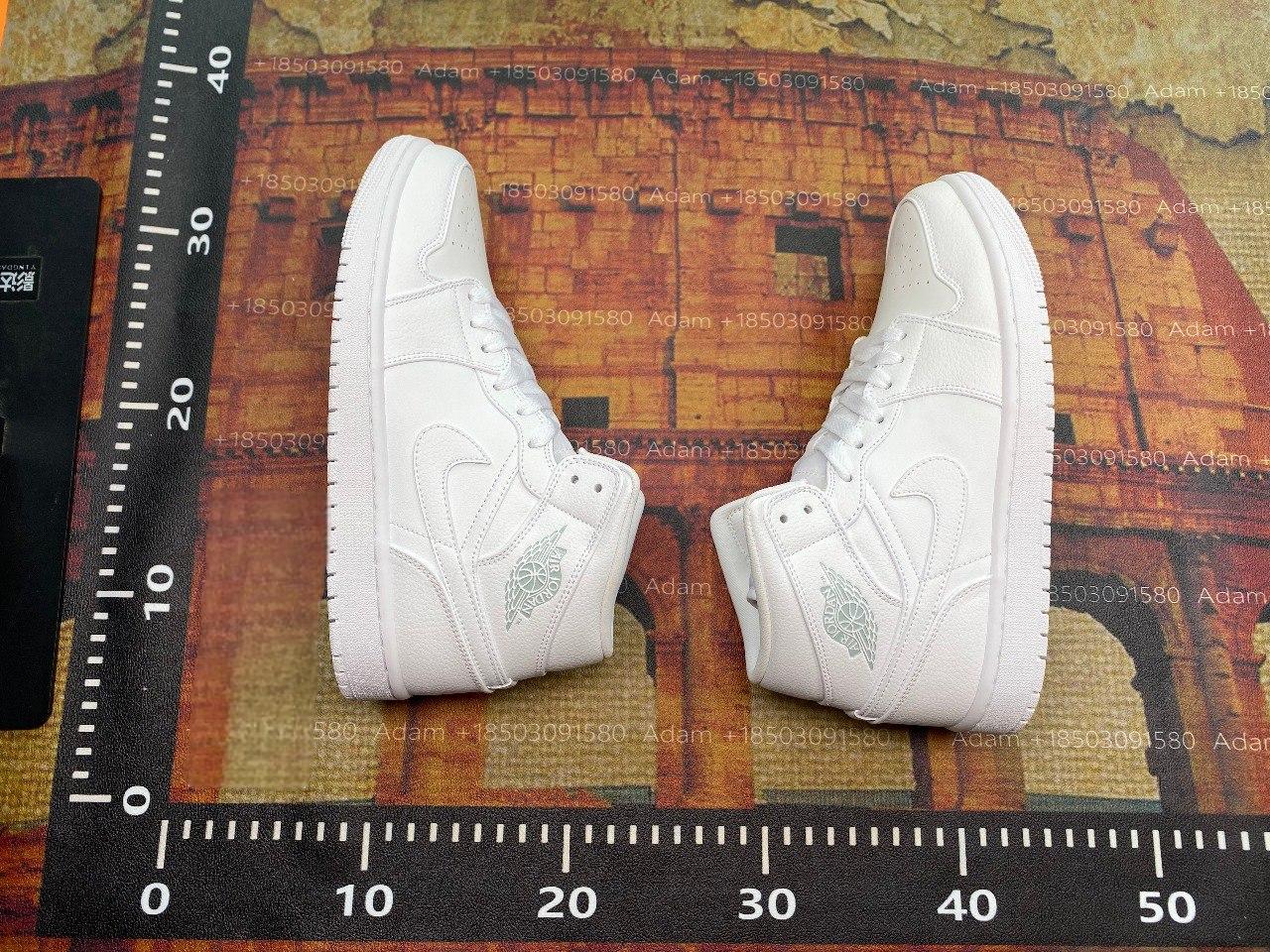    NIKE AIR JORDAN 1 MID -2