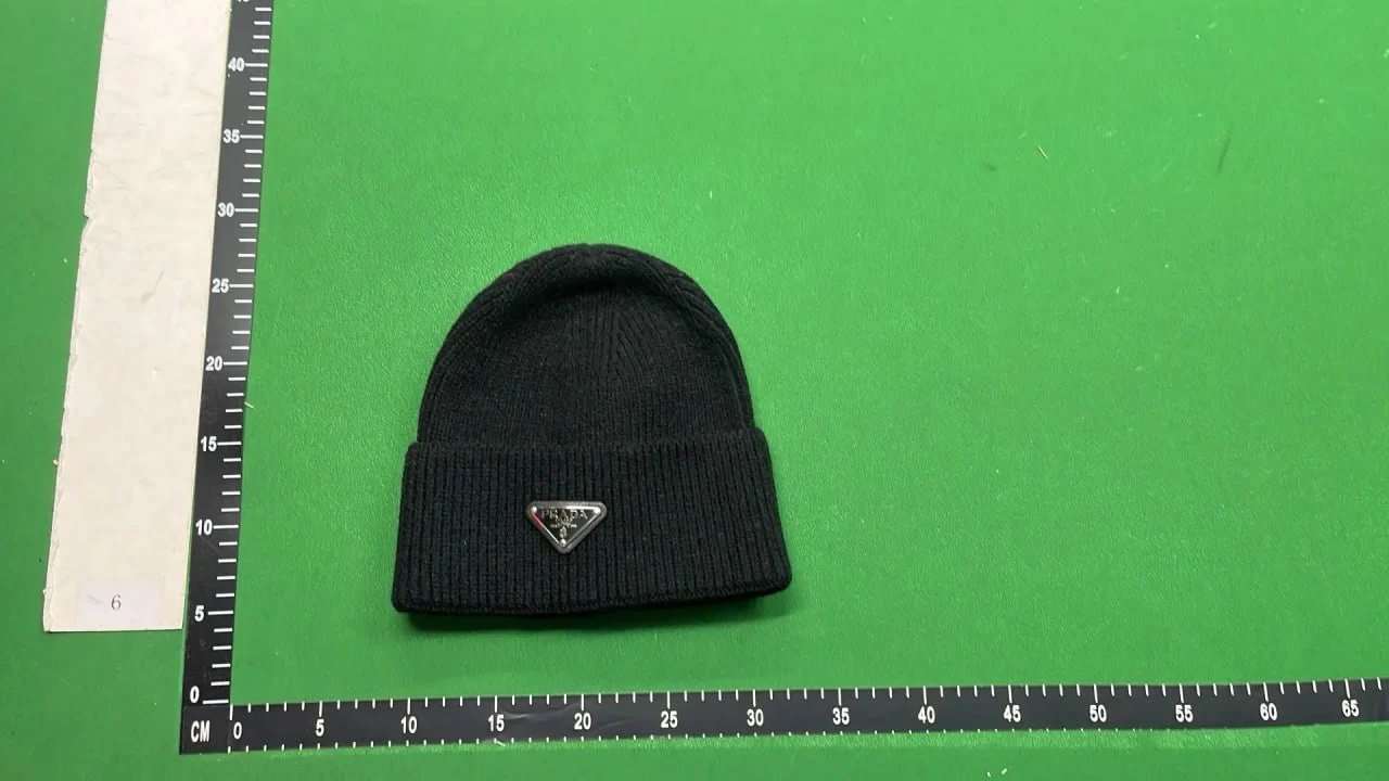 Burberry Beanie -4