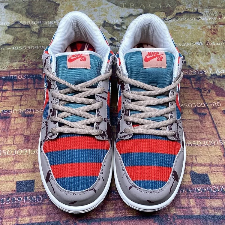 NIKE SB Dunk Low Premium