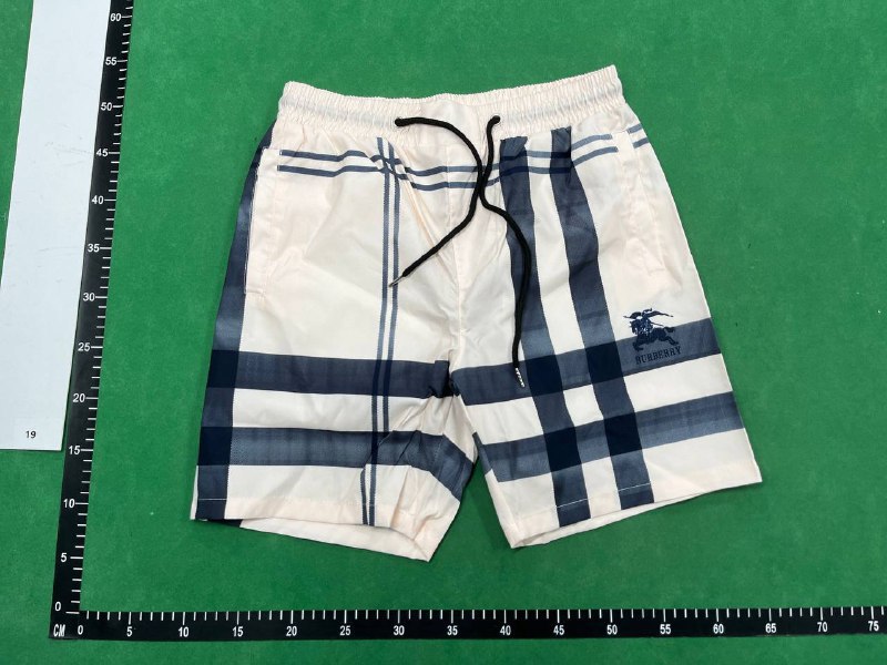  Burberry Check Swim Shorts -4