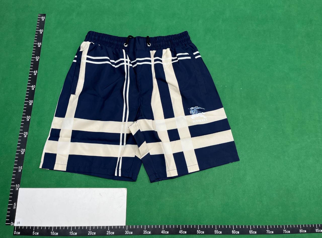  Burberry Check Swim Shorts -5