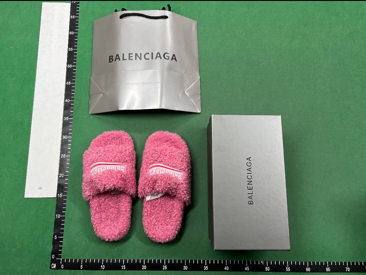   Balenciaga Fluffy Slippers [5 styles] -4