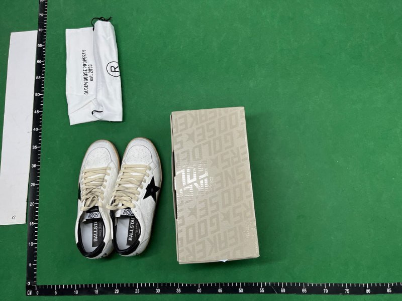 Golden Goose Super-Star Sneakers [30 styles] -2