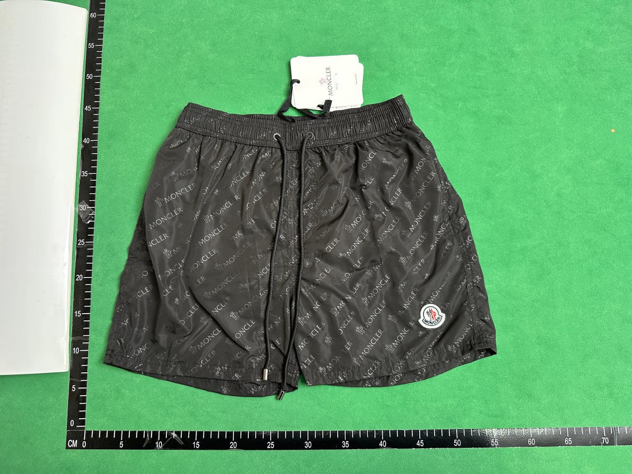Moncler shorts -3