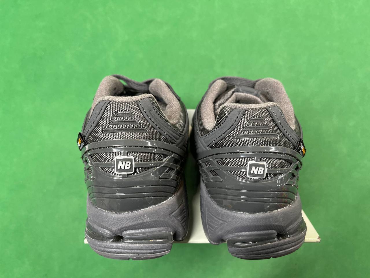 New  Balance 1906 -5