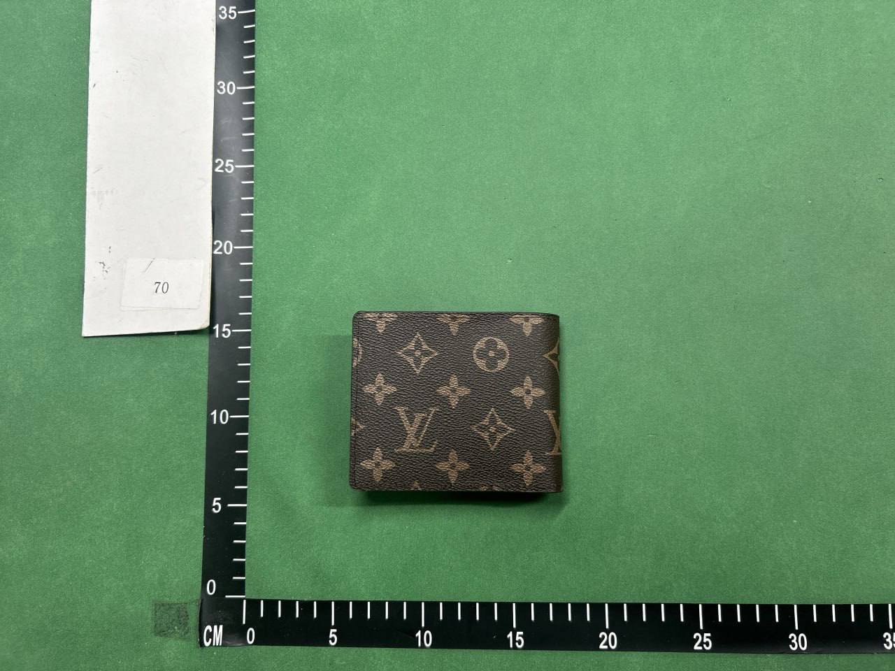  lv wallet  ( 12 colors ) -4