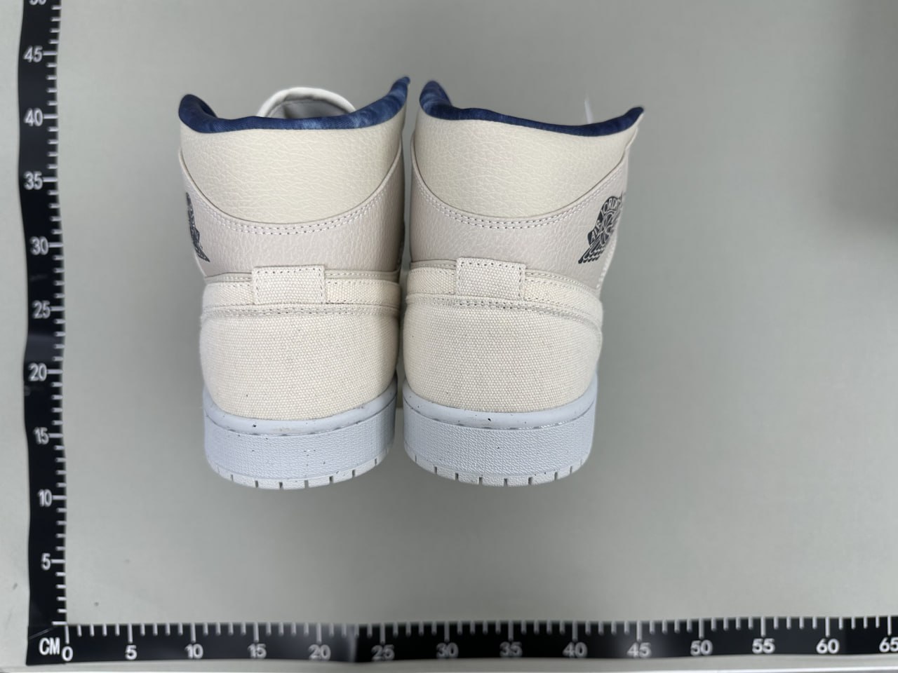 NIKE AIR JORDAN 1 -2