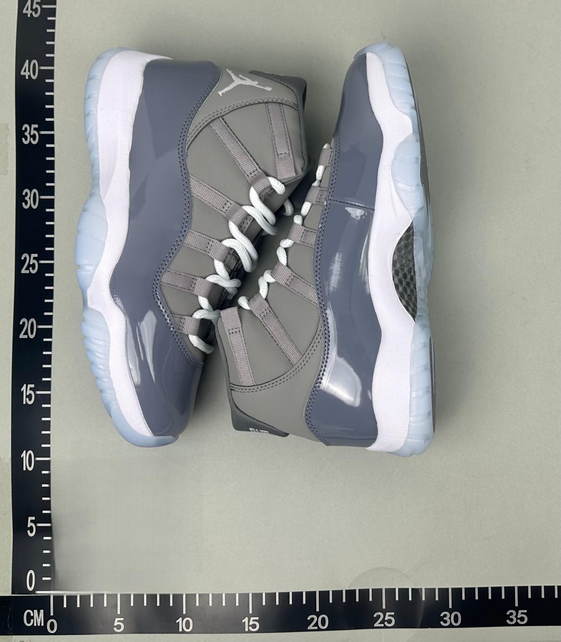  NIKE AIR JORDAN 11 -3