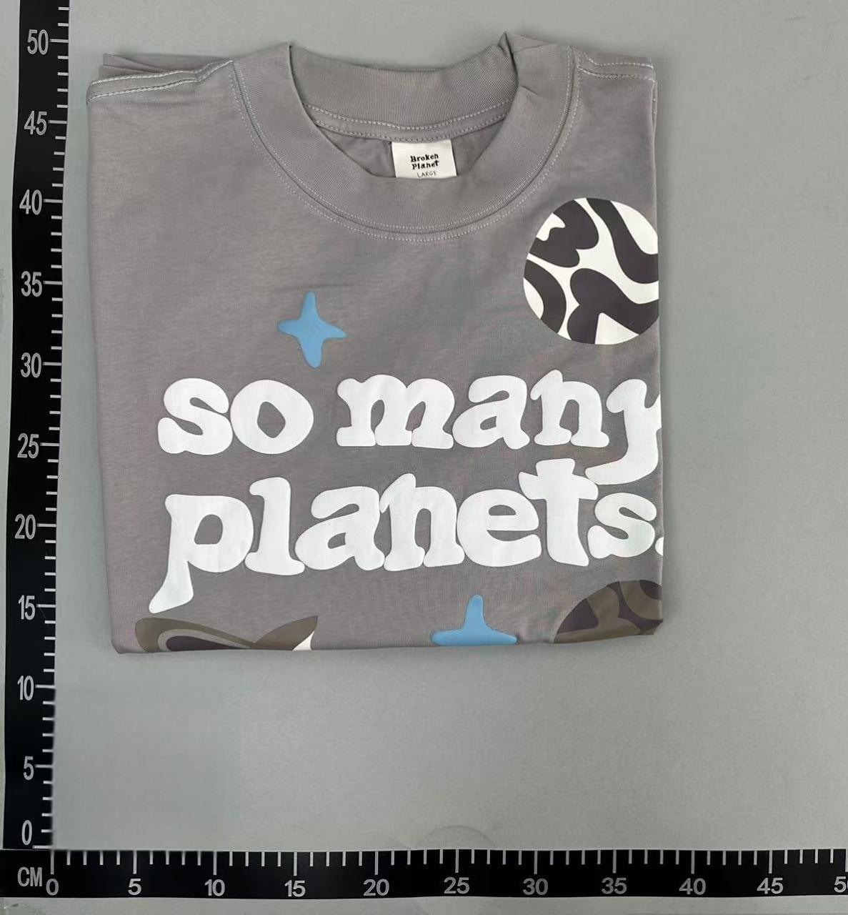 MANY PLANETS tee -2