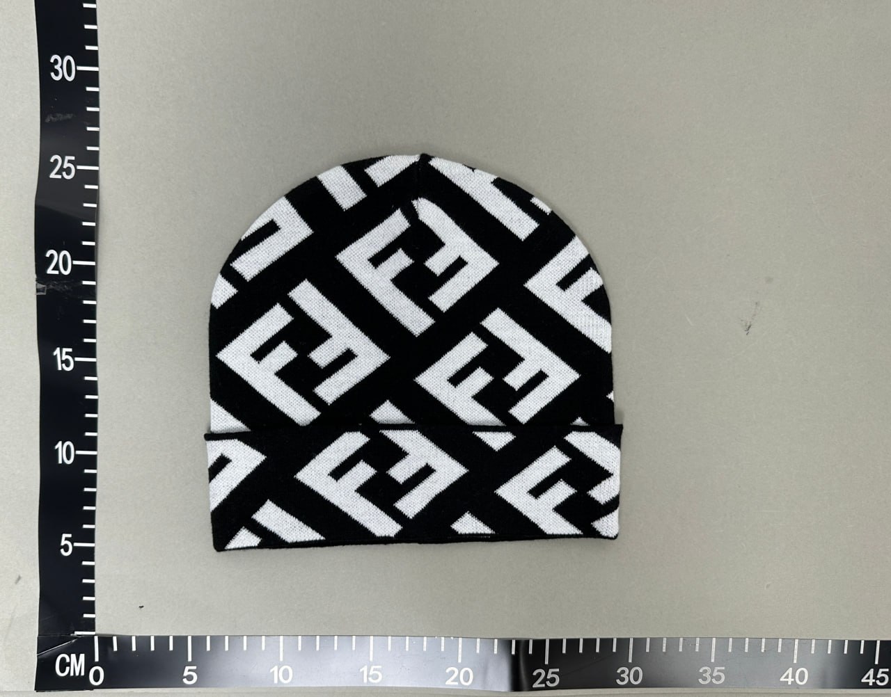 Fendi Knitted Hat -3