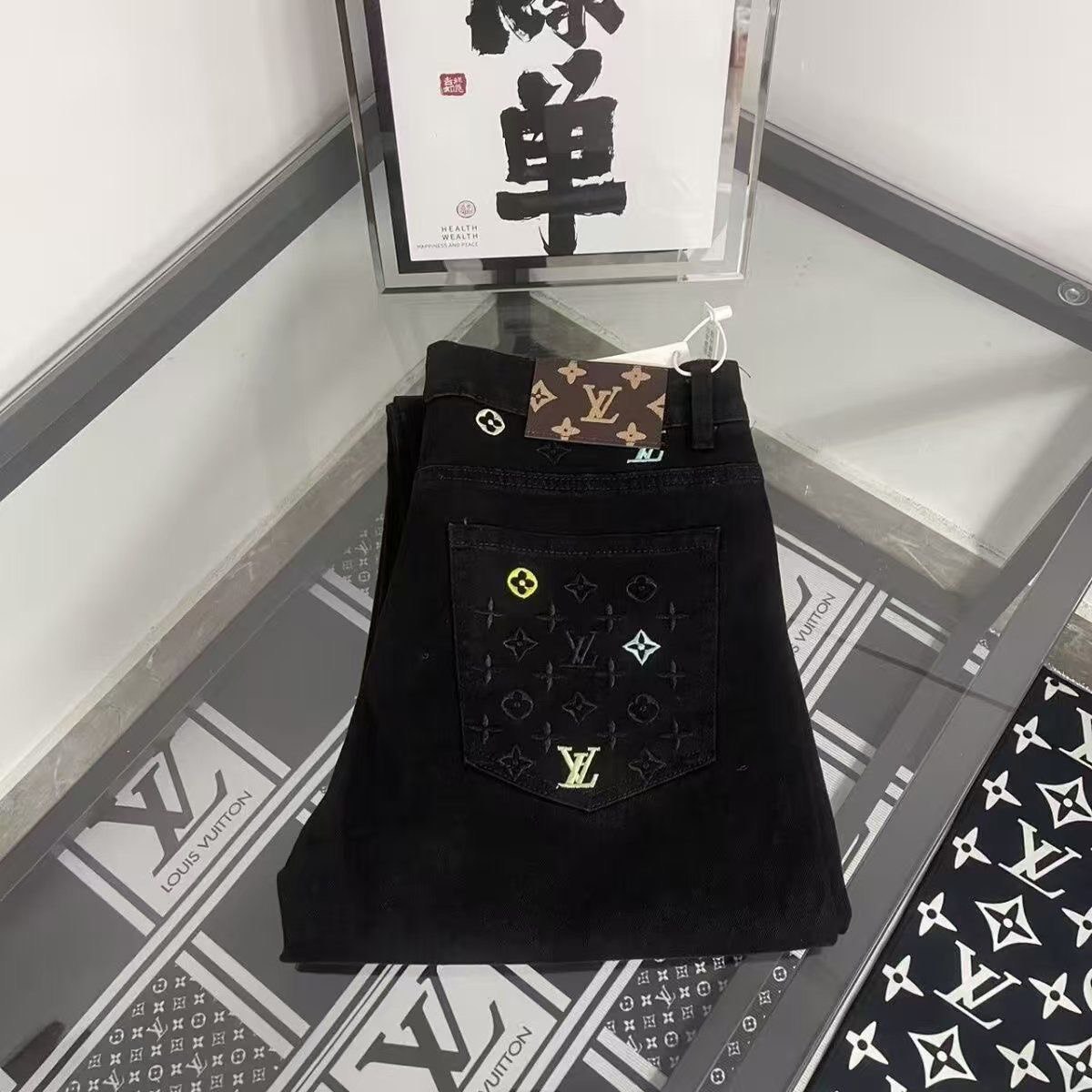    Louis Vuitton Golden Classic Jeans -3