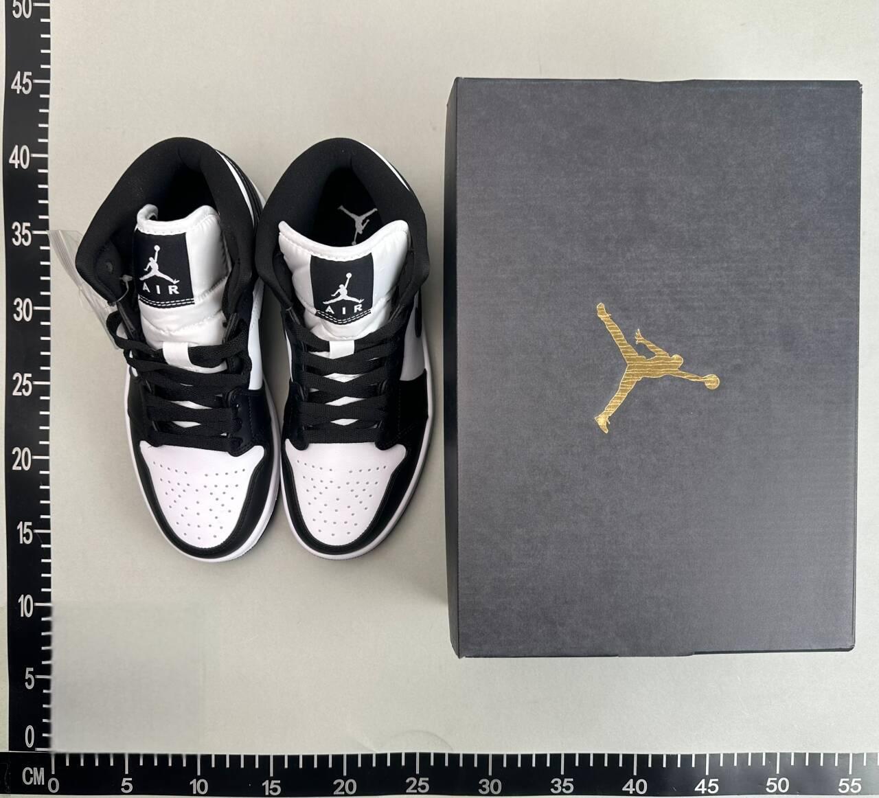   Jordan 1 High -2