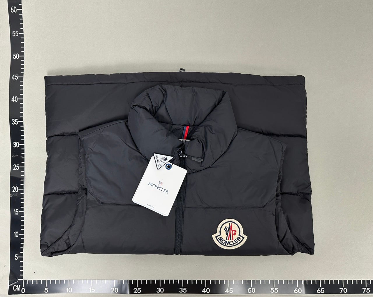  Moncler Vest1 -2