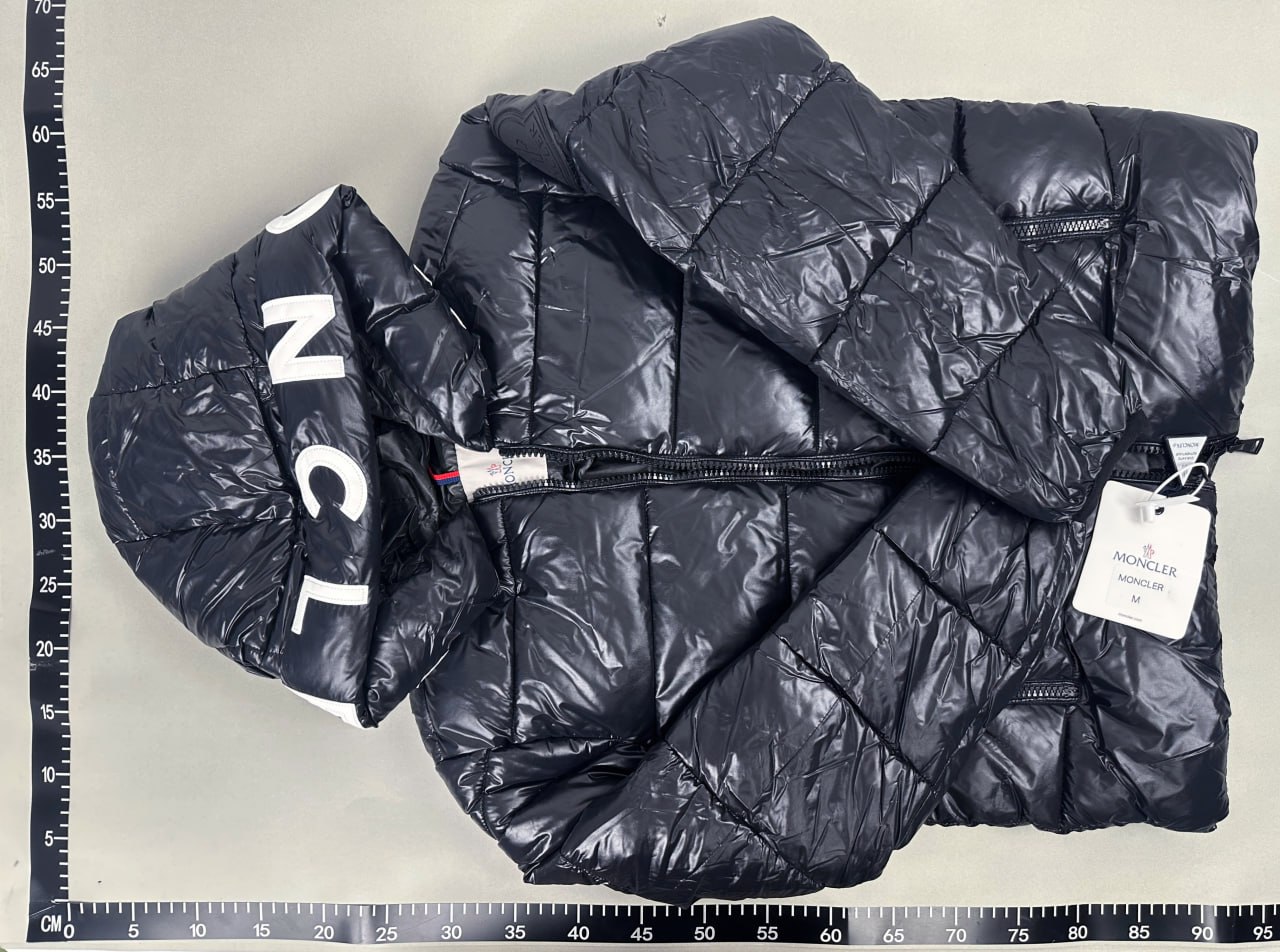  Moncler Quilted Jacket2 -2