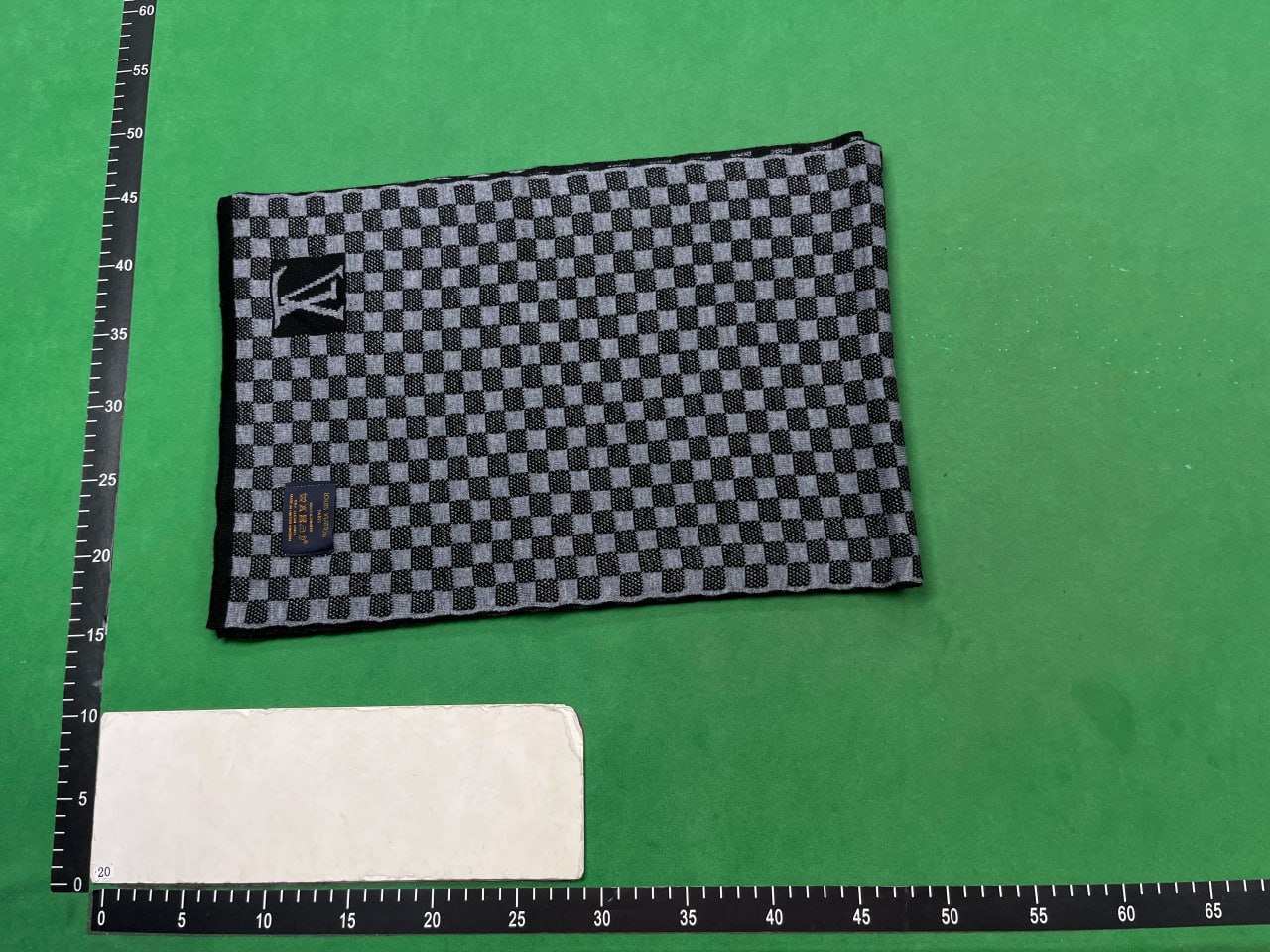 Burberry/LV/Fendi  Scarf -5