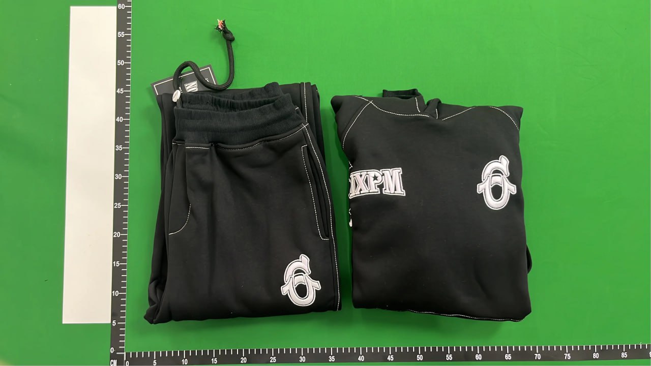  6pm Tracksuit -2