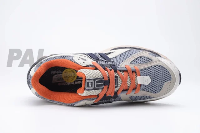 New Balance 1906 -3