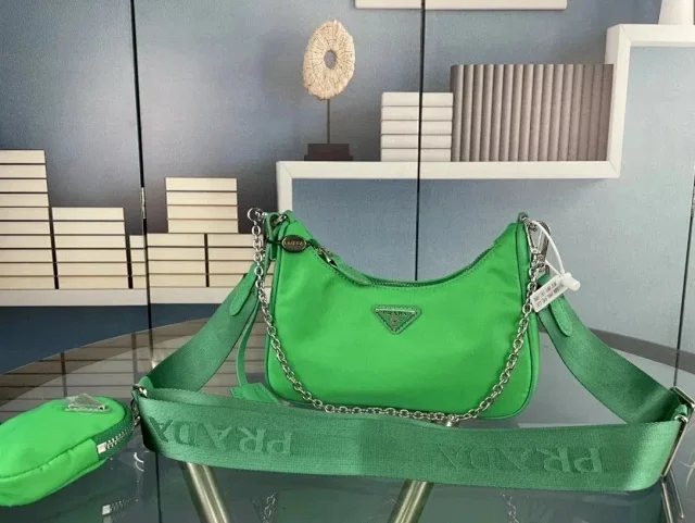  PRADA bag -2