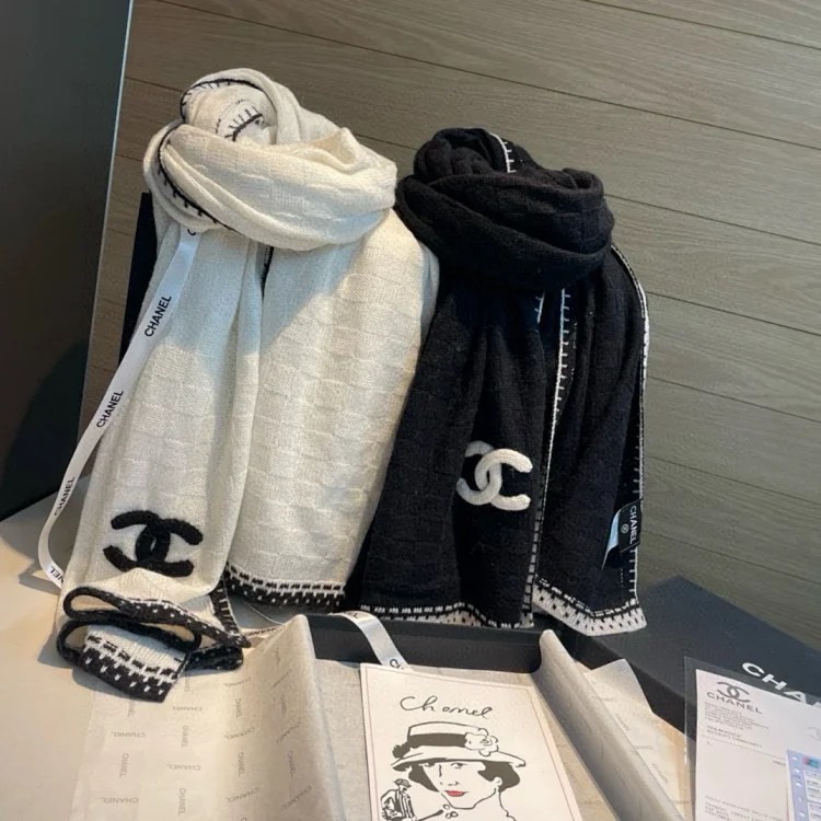 Chanel scarf -2
