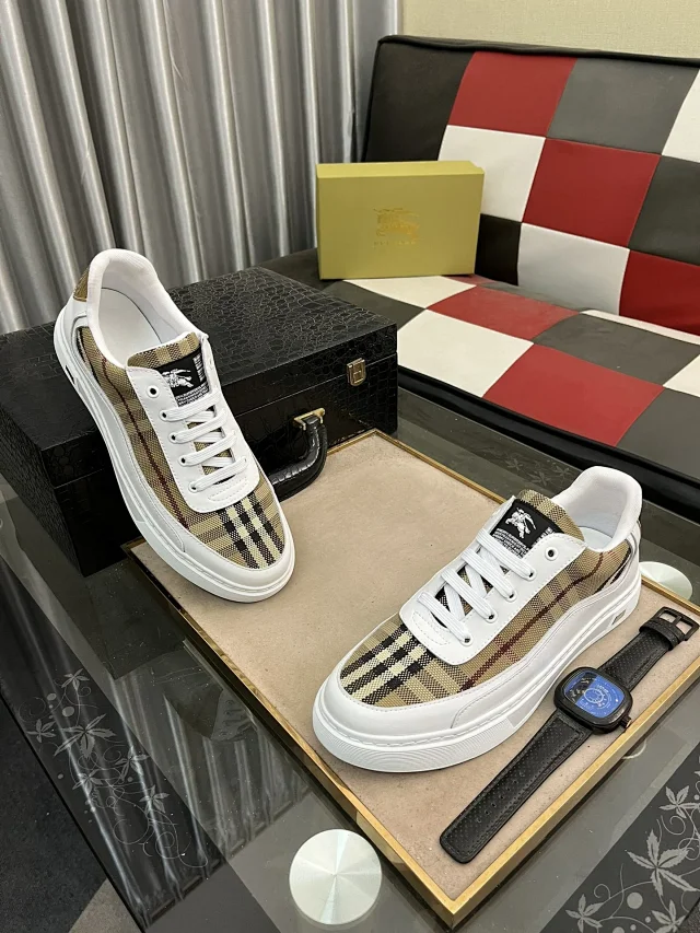  Burberry shoes -4